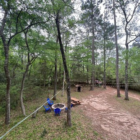מונטגומרי 2 Bdrm Treehouse Hideout- Lake Conroe With Boat Ramp מראה חיצוני תמונה