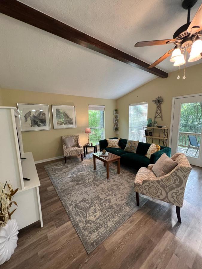 מונטגומרי 2 Bdrm Treehouse Hideout- Lake Conroe With Boat Ramp מראה חיצוני תמונה