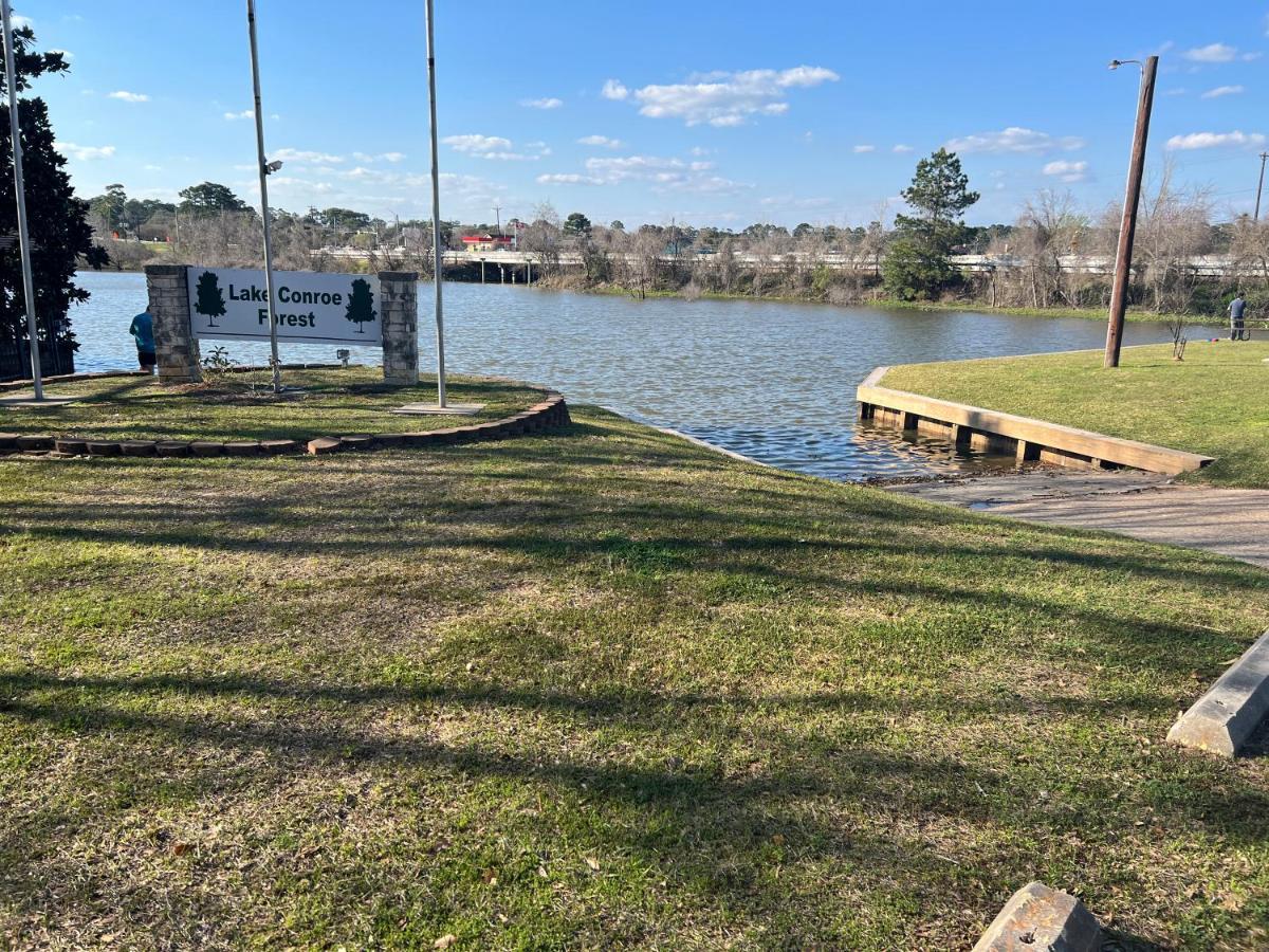 מונטגומרי 2 Bdrm Treehouse Hideout- Lake Conroe With Boat Ramp מראה חיצוני תמונה