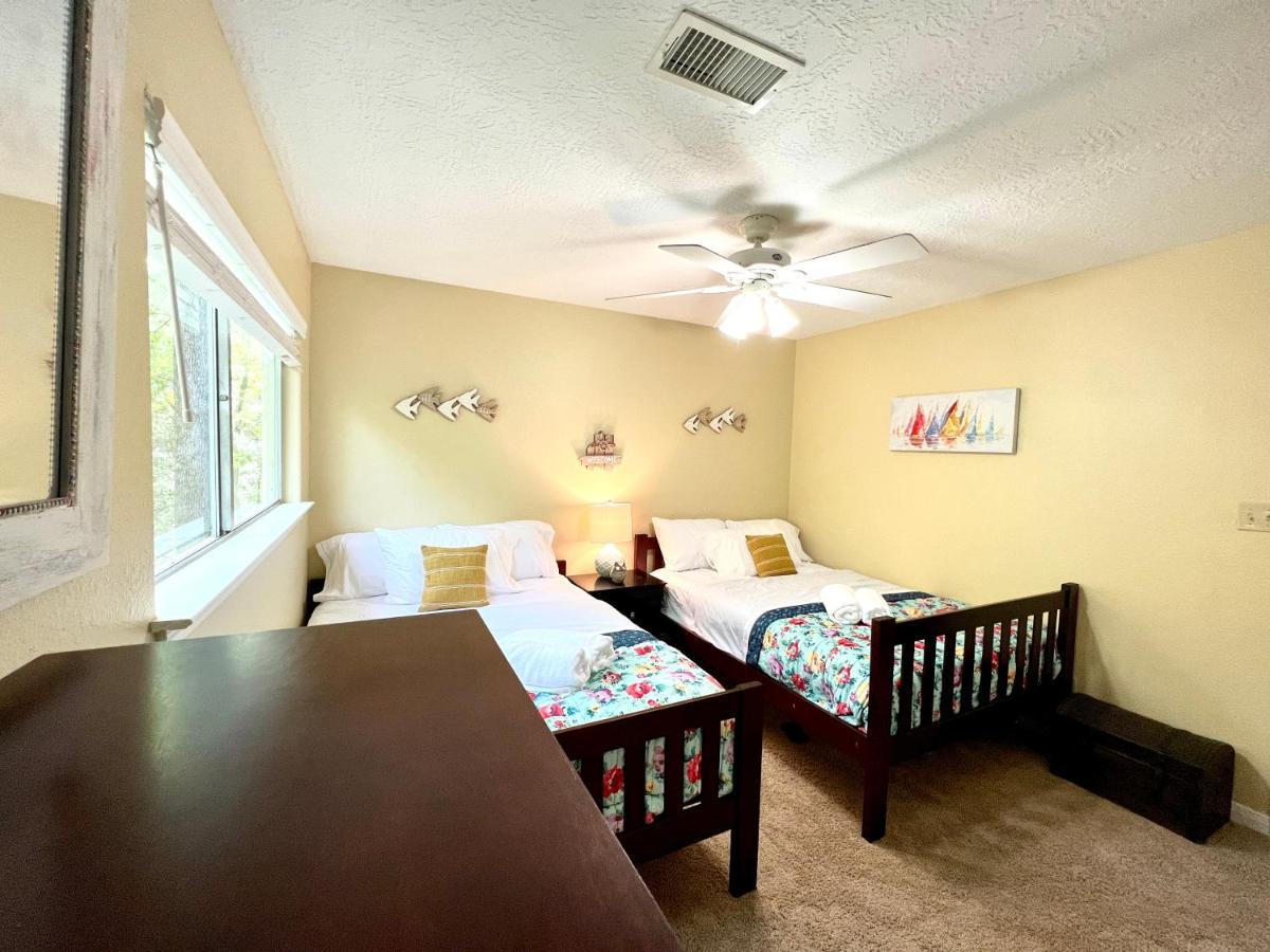 מונטגומרי 2 Bdrm Treehouse Hideout- Lake Conroe With Boat Ramp מראה חיצוני תמונה